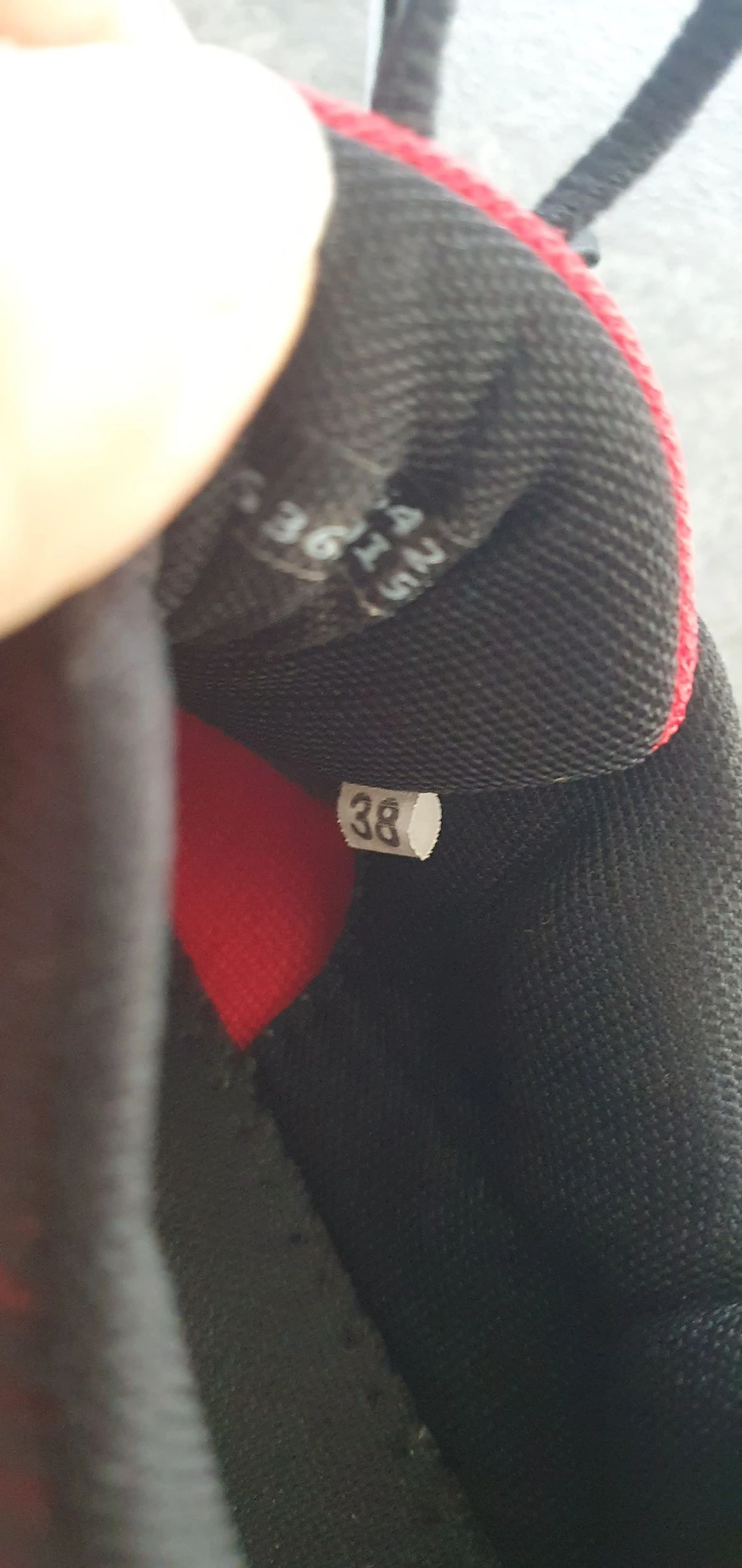 Red and black sneakers size 38 – photo 5